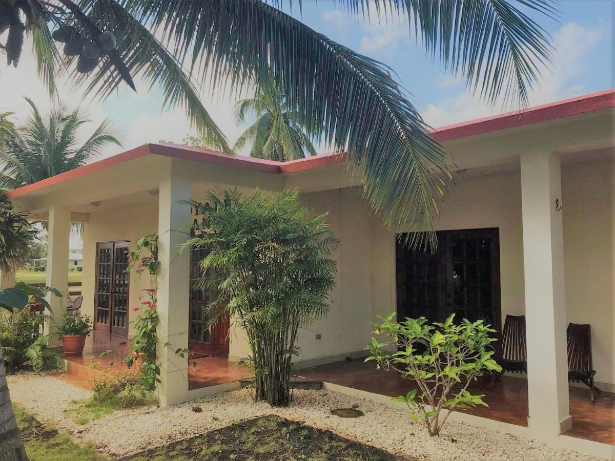 Villa Royale Manor Corozal Town Esterno foto