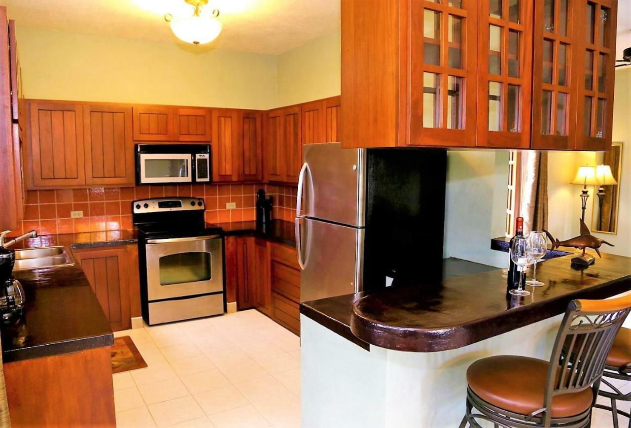 Villa Royale Manor Corozal Town Esterno foto